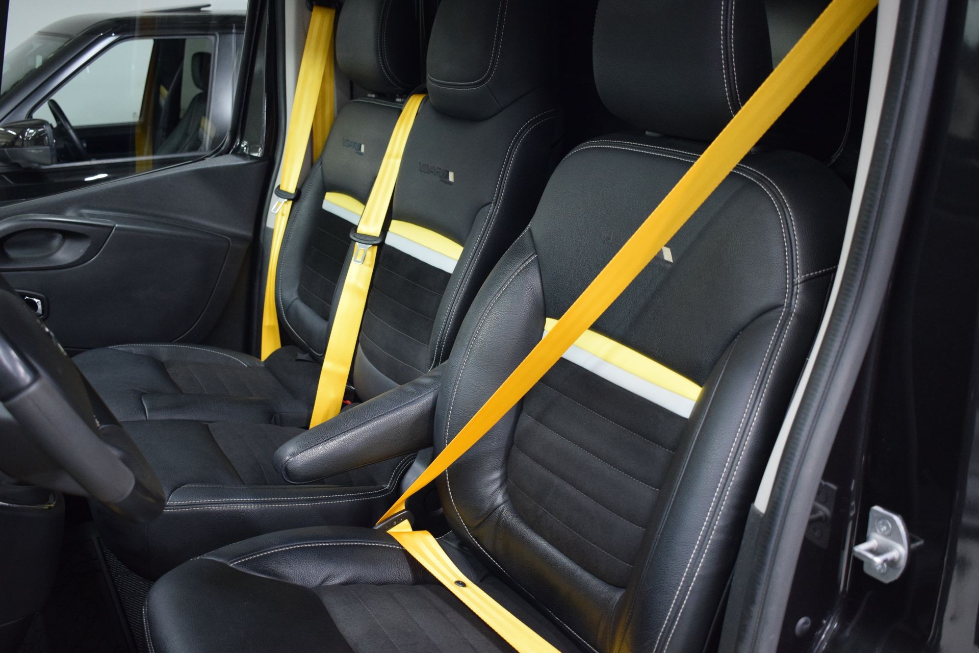 2 Gordels (voorstoelen)